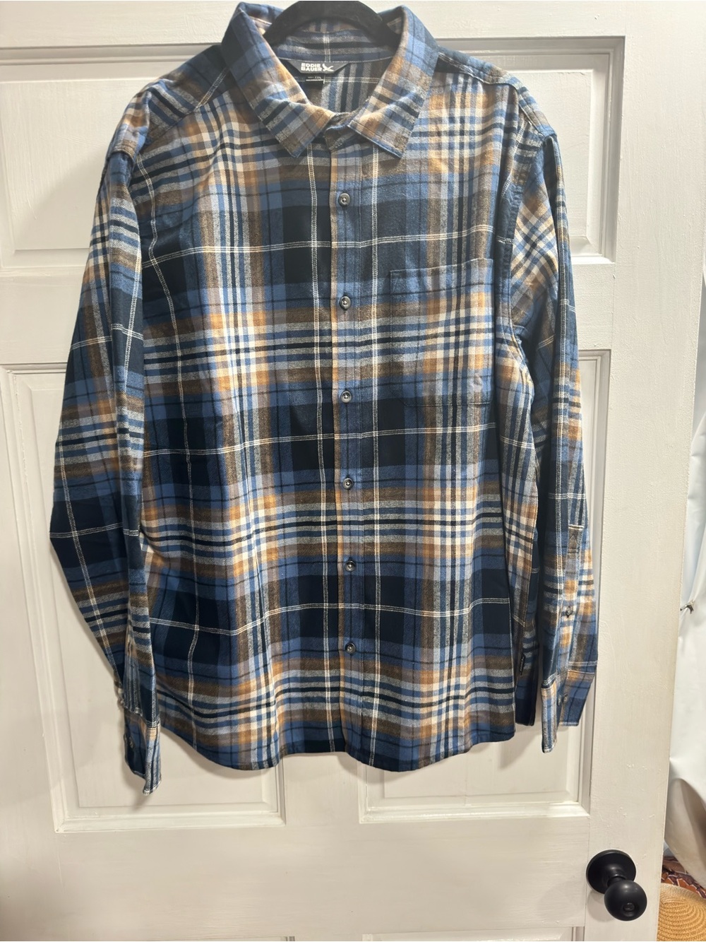 Eddie Bauer Men’s XXL Blue Plaid Flannel Button-Up Shirt NWOT